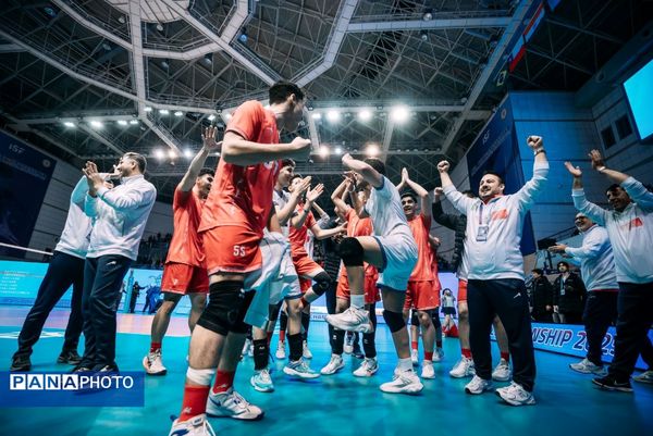 پسران والیبالیست زیر ۱۵سال ایران قهرمان جهان شدند