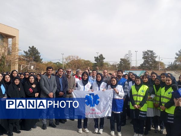 «بیست و ششمین» مانور سراسری زلزله و ایمنی در کاشان