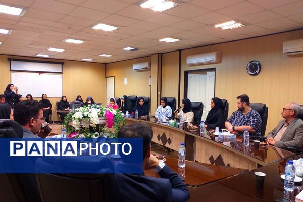 برگزاری مراسم حافظ‌ خوانی و مشاعره به‌مناسبت هفته فرهنگی شهرستان ملارد