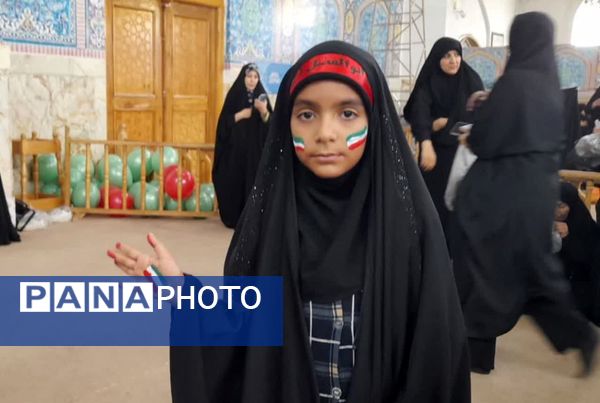 ویژه برنامه رهروان زینبی در آستان مقدس حضرت سیدان‌الکریمان 