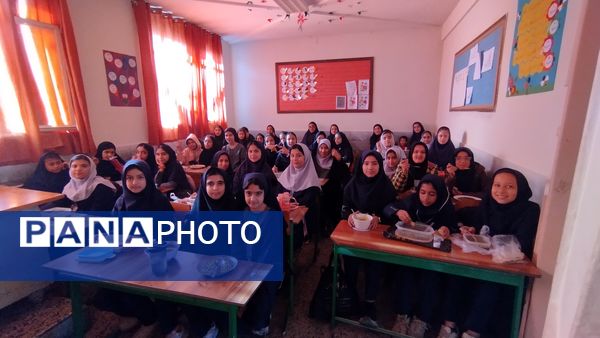 ۱۳ آبان روز دانش آموز و شهادت حضرت فاطمه زهرا در مدرسه مهندس رحمانی فرد ناحیه ۱ مشهد مقدس