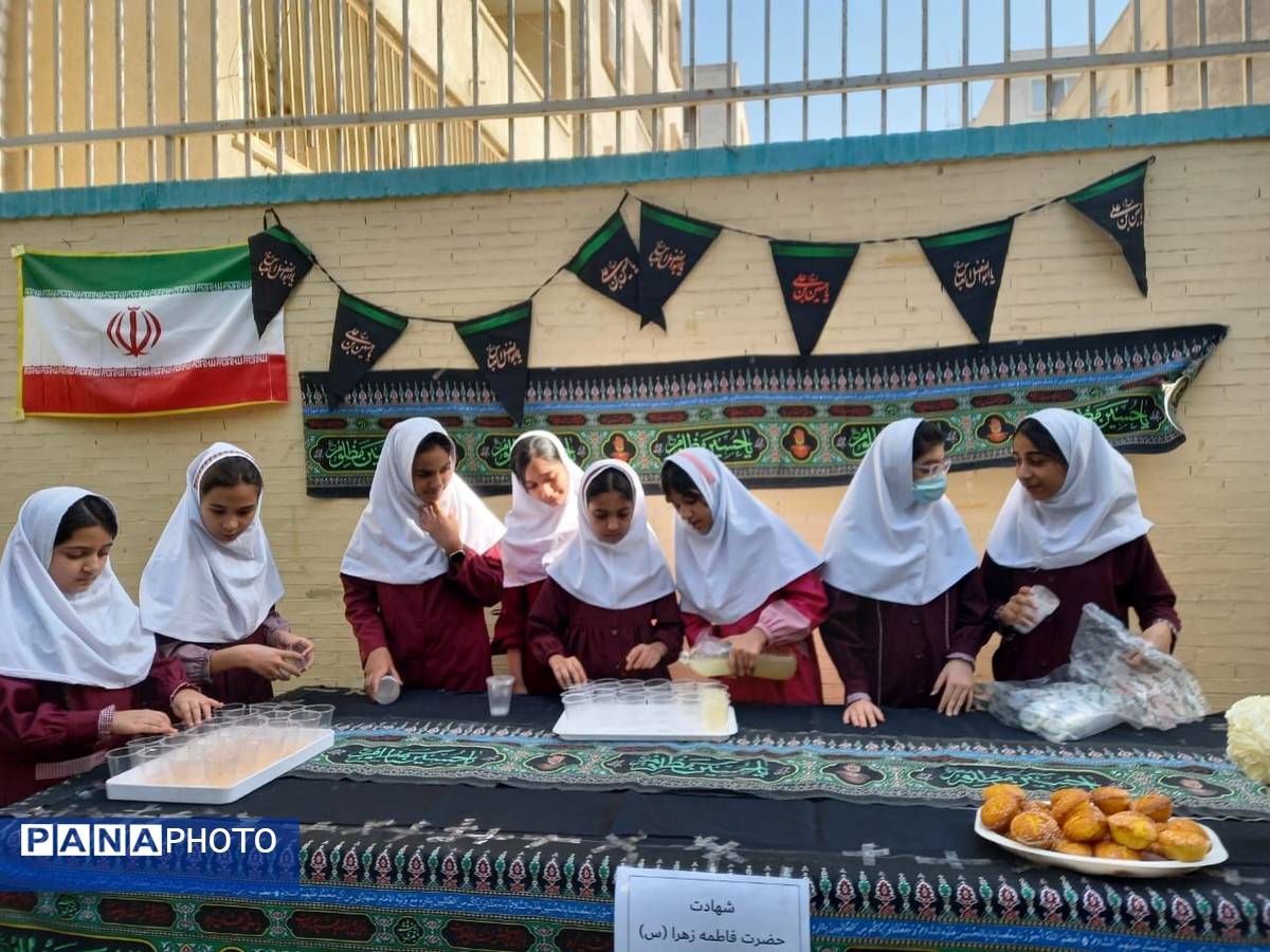 برپایی موکب عزاداری ایام فاطمیه در دبستان مریم بندرعباس