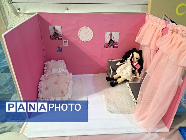 نمایشگاه هنری مدرسه انیس خوش قدم 