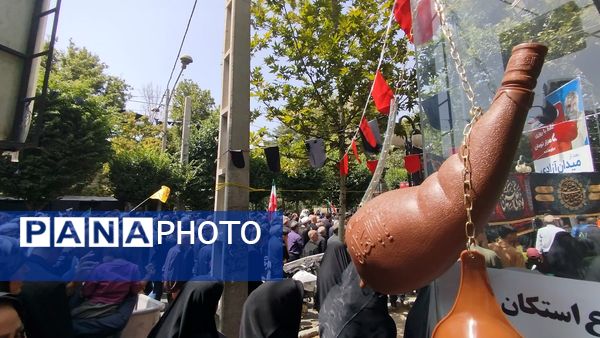 حضور باشکوه مردم کرج در مراسم تشییع جمعی از شهدا حمله رژیم صهیونیستی