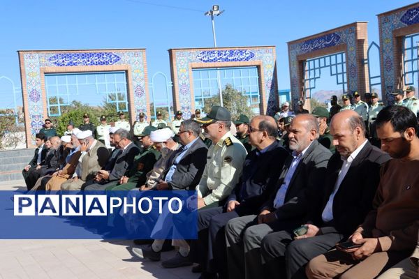 آئین عطرافشانی مزار شهدا، همزمان با هفته نیروی انتظامی