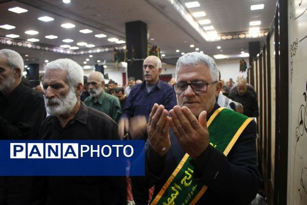 فروغ ایمان و همدلی در نماز جمعه بندرعباس