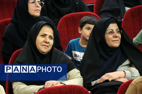 فرهنگسرای بروجن، میزبان ستایش‌گران دانش