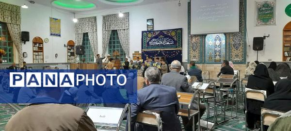 جشن ولادت حضرت فاطمه زهرا (س) در مسجد امام حسین (ع)