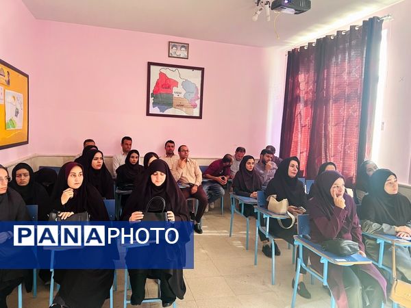 برگزاری روز اول کارگاه توانا با حضور جمعی از معلمان در سملقان