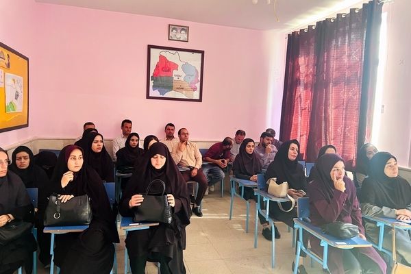 برگزاری روز اول کارگاه توانا با حضور جمعی از معلمان در سملقان