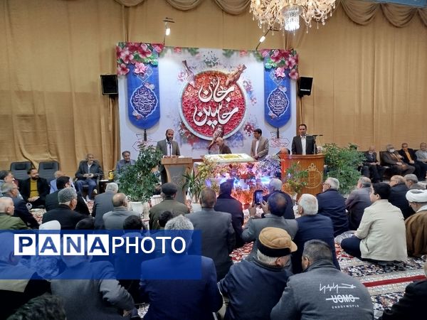مراسم ولادت حضرت امام حسین (ع) در تکیه حسینی شهرستان کاشمر 