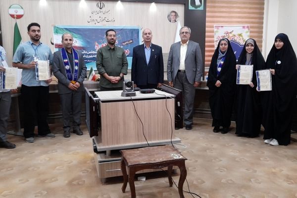 اعتبارنامه دوزادهمین دوره مجلس در همدان اعطا شد