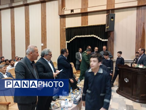 آیین بزرگداشت مقام معلم در شهرستان ابهر با حضور مسئولان استانی و شهرستانی