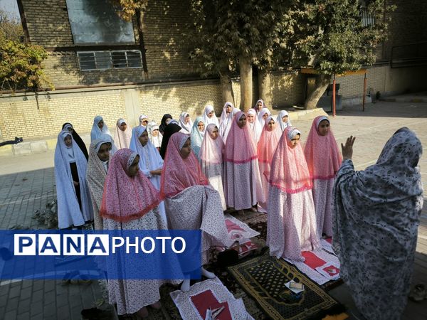 خواندن نماز باران در دبستان دخترانه شطیطه2