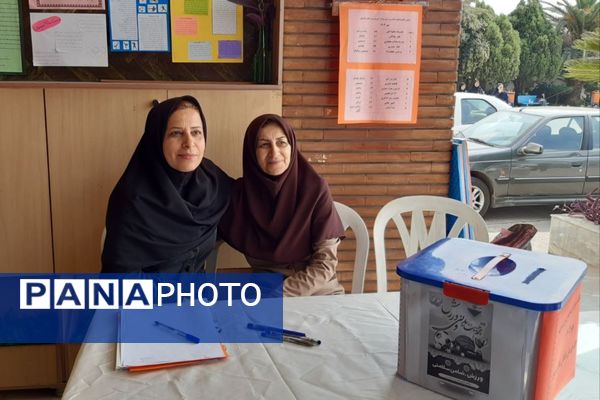 افتتاح سومین المپیاد ورزشی درون‌مدرسه‌ای در دبیرستان فرزانگان قائمشهر