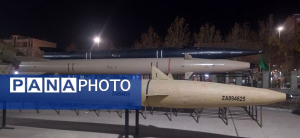 حضور دانش‌آموزان دختر در پنجمین روز کنگره ۵۵۸۰ شهید استان البرز