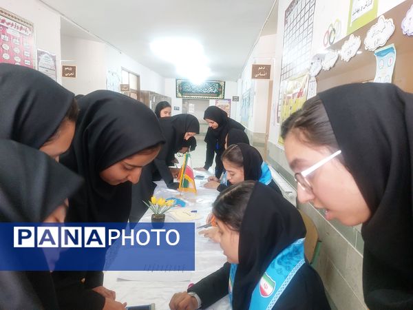 انتخابات شورای دانش آموزی در زاوه