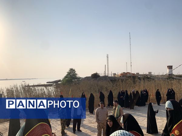 اعزام دانش‌آموزان دبیرستان شاهد شهرکرد به شلمچه