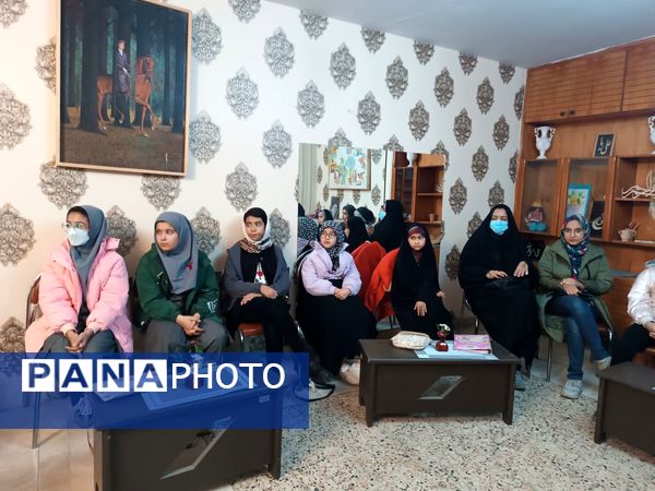  آخرین جلسه آموزش تکمیلی خبرنگاری دانش آموزان ناحیه ۳