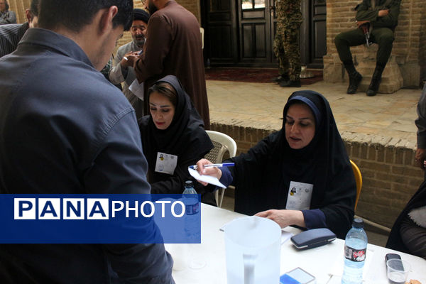 حضور مردم کرمانشاه پای صندوق‌های رای