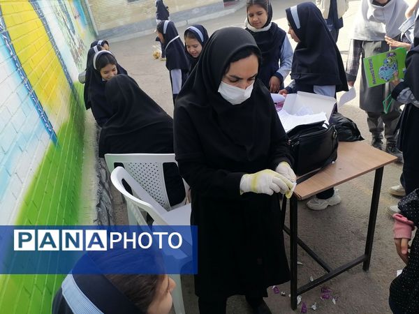 وارنیش فلوراید برای دانش آموزان دبستان ناهید نخودی 