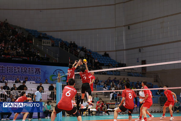 مسابقات دانش‌آموزی والیبال زیر 15 سال قهرمانی جهان (ایران - چین )