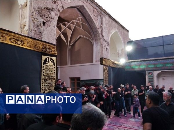 اقامه عزای سنتی در حسینیه گود بیرجند با قدمت ۱۰۰ ساله