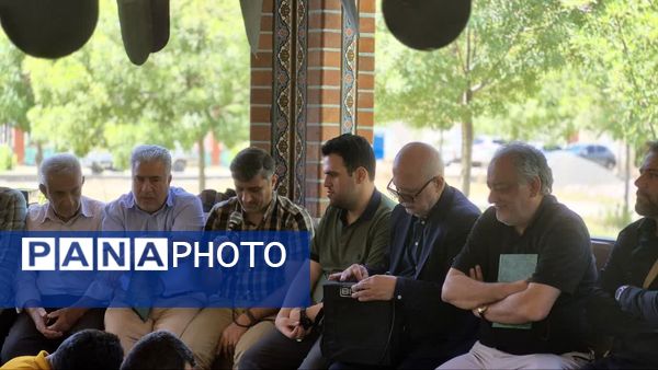 تجدید میثاق قاریان قرآن و اهالی بلده با شهدای گمنام