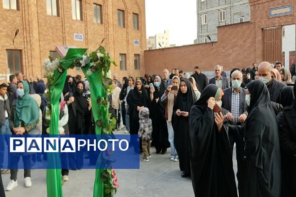 اعزام دانش‌آموزان دختر منتخب سازمان دانش‌آموزی استان اردبیل به سفر معنوی حج عمره مفرده 