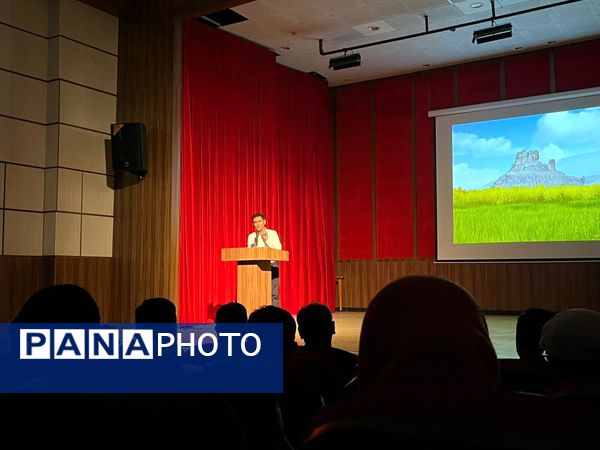 اولین اکران فیلم زیبای «نفر» در فین 