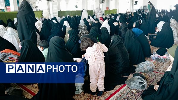 حضور کودکان در نماز جمعه کاشمر 