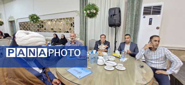 آیین تجلیل از خبرنگاران و اصحاب رسانه در محمودآباد