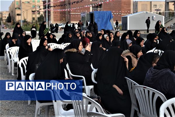 مراسم دومین سالگرد خاکسپاری شهید گمنام آموزشکده فنی دختران قم