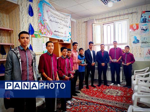 مشاورین سلامت دبیرستان میثاق انتخاب شدند