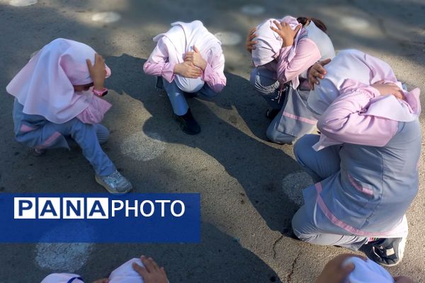 مانور زلزله در کلاس درس