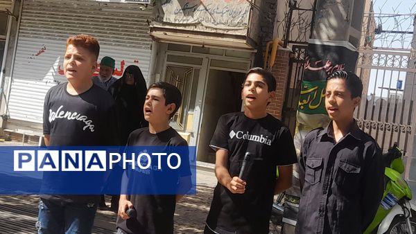 پیاده‌روی جاماندگان اربعین با حضور پرشور مردم حسینی نیشابور