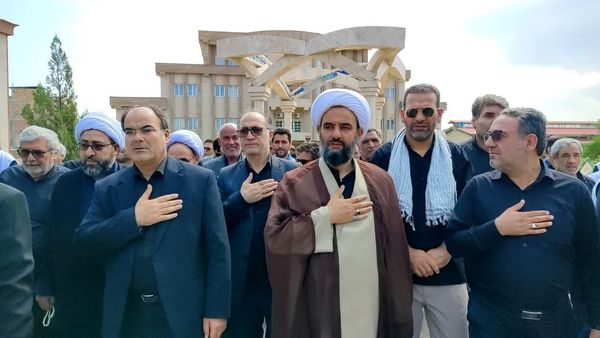 مراسم پیاده روی جاماندگان دیار عشق در شهرستان مرزی پارس آباد
