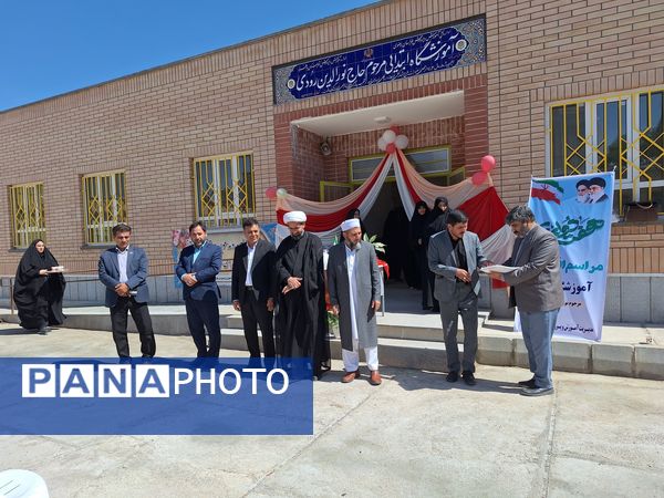 افتتاحیه آموزشگاه شش کلاسه در شهرستان باخرز