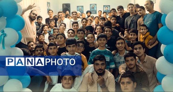 تقدیر از نوجوانان فعال پایگاه بسیج حضرت صاحب الزمان (عج)