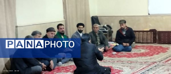 جلسه برنامه ریزی اعتکاف در مسجد چهارده معصوم