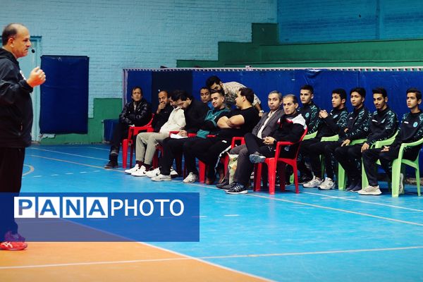 ارتقای مهارت دبیران تربیت‌بدنی با برگزاری دوره توانمندسازی در ورامین