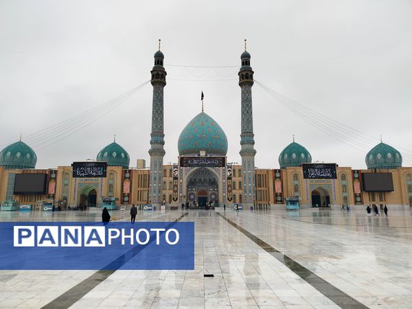 اعزام دانش‌آموزان شهرستان دره شهر به اردوی زیارتی قم