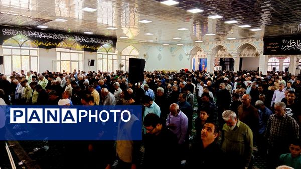 نماز جمعه در کاشمر 