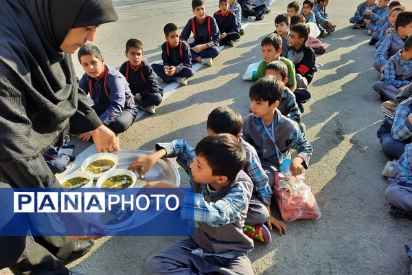 دل های کوچک در غم بزرگ فاطمیه؛ 