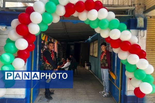 مراسم چفیه‌های بهشتی در دبیرستان قلم اصفهان