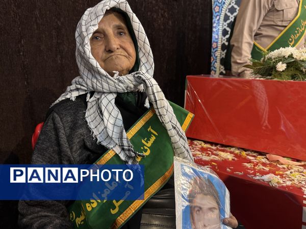  مراسم تشییع ۱۰ شهید گمنام در آمل