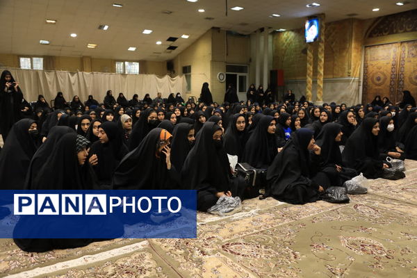 حال و هوای دختران هنرستانی قم در بازدید از یادمان‌های عملیاتی جنوب کشور