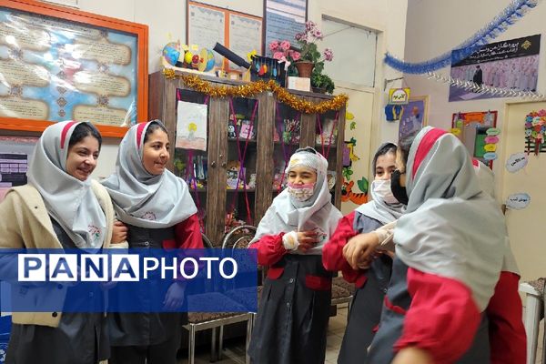 مانور سراسری زلزله و ایمنی با شعار "مدرسه ایمن، جامعه تاب‌آور" در مدرسه سارا شهرستان ملارد