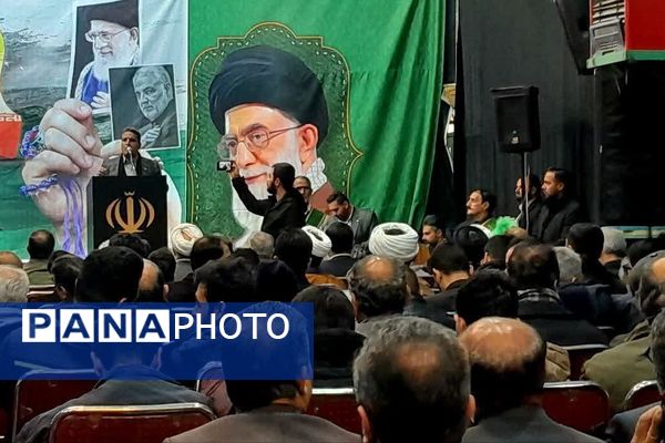 حماسه ۹ دی زنده است؛ ورامینی‌ها بار دیگر با ولایت، پیمان بستند