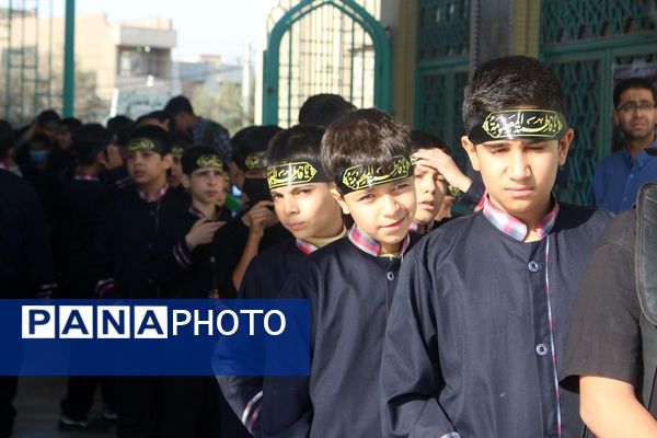 عزاداری دانشآموزان قم در آستان مقدس امامزاده سیدعلی(ع)